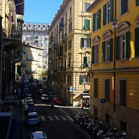 公寓 Casa222 - Stylish Old Town - 5' Station To Cinque Terre *